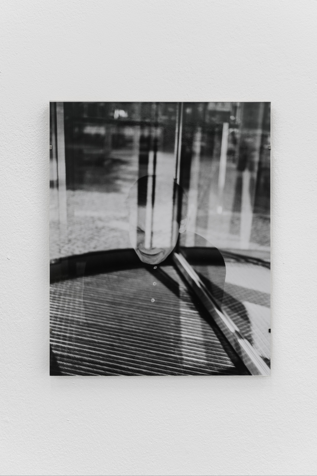 Sarah Rosengarten, Echt, 2021analog c-print, clip frame, museum glass 35,3 × 28,4 cm