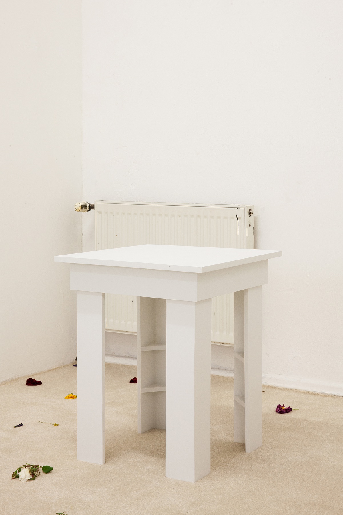 Angharad Williams, Untitled, 2020Plywood, eggshell55 x 55 x 67 cm
