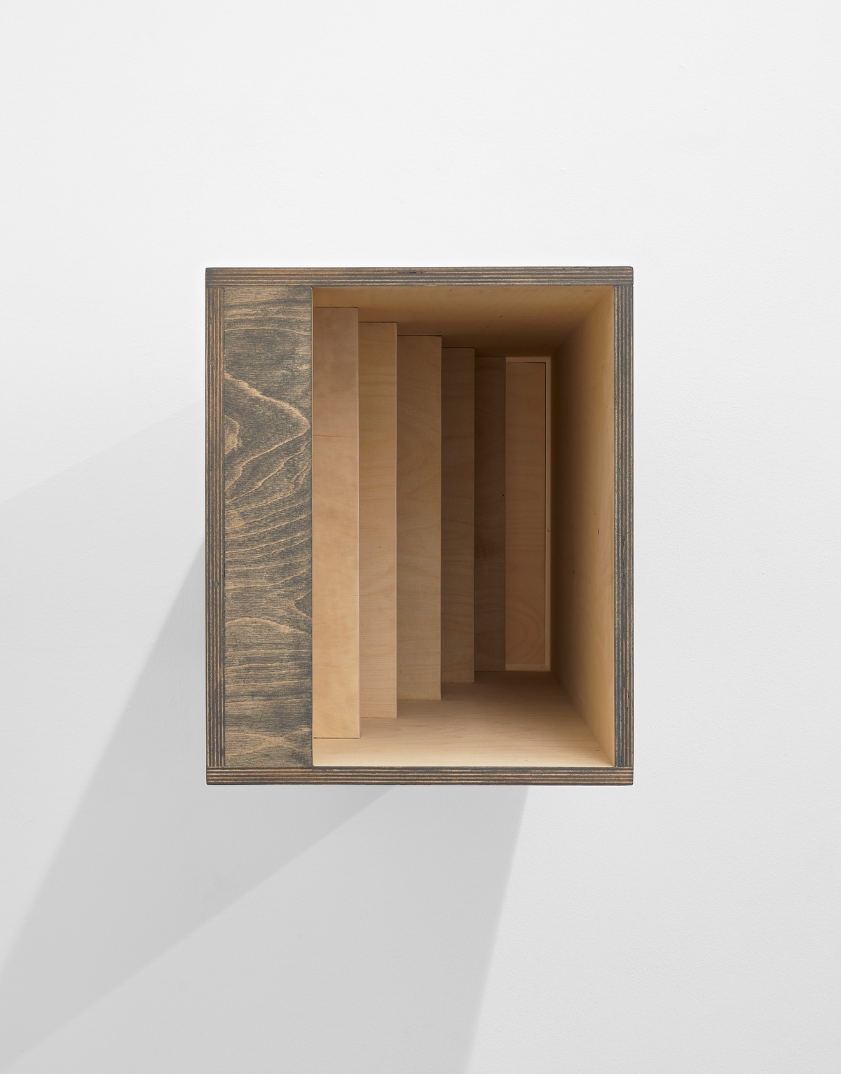 Richard Sides, The Conversation in an Invisible World, 2021wood, audio file, wireless speaker 40,5 x 33 x 90 cm